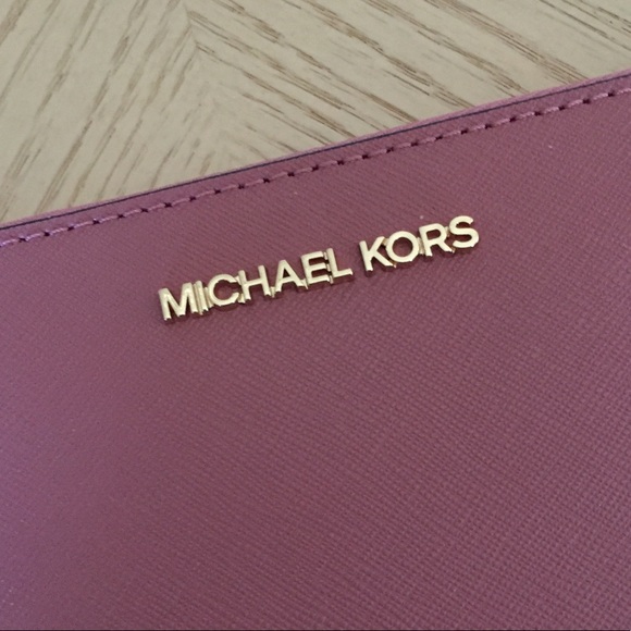 Michael Kors Jet Set Rose Leather Wallet - Picture 3 of 8